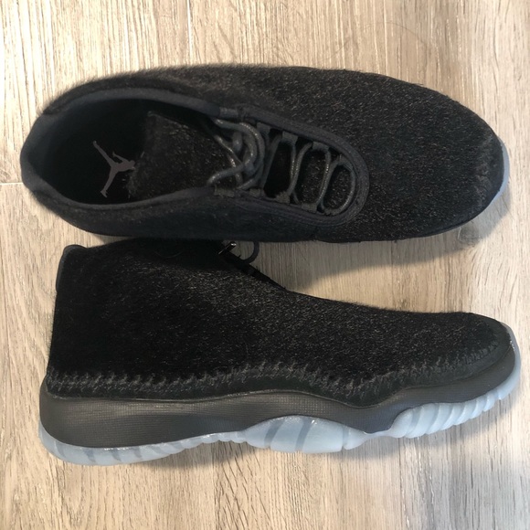 Women’s Air Jordan XI FUTURE “BLACK KNIGHT” - Picture 5 of 8